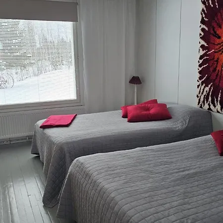 빌라 Eco Countryside House By The River & Hottub Simo